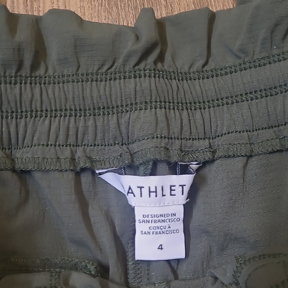 Athleta Forest Green Relaxed Pants used good conditionzise 4. - Picture 2 of 13